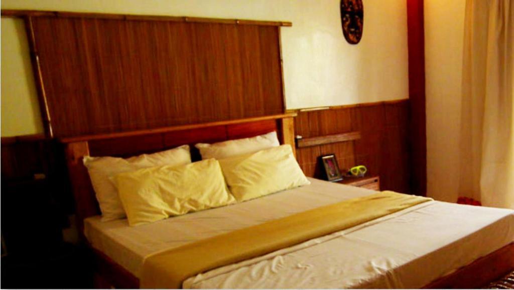 Cooper'S Beach Resort Lucbuan Habitación foto