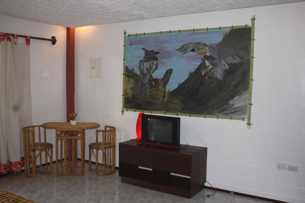 Cooper'S Beach Resort Lucbuan Habitación foto